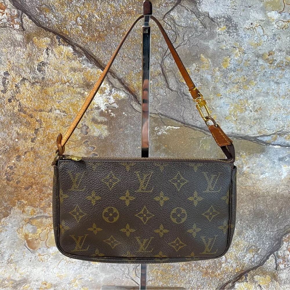 Louis Vuitton mini bag